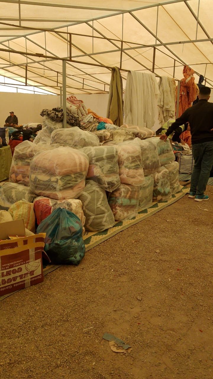 Couvertures prêtes à être distribuées
